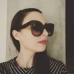 ELEGANT Céline sunglasses with sleeve, olive green